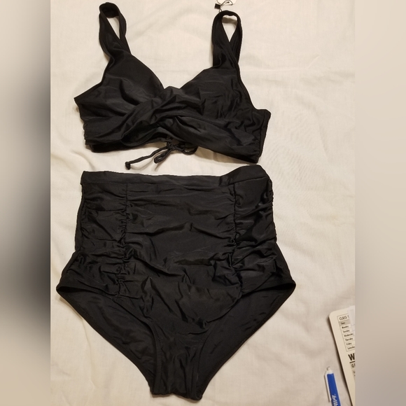 NwT bikini high waisted twisted bra with tie back detail medium - Picture 2 of 8